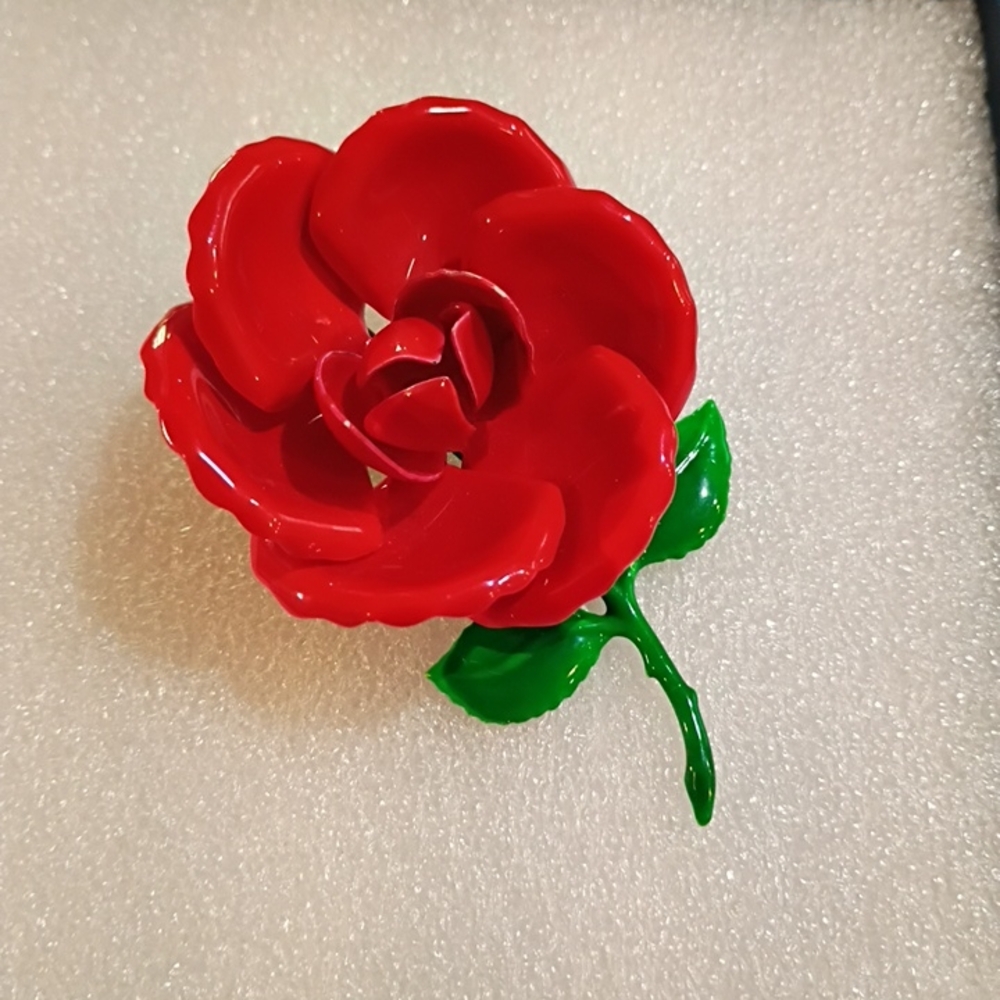 Vintage Enamel Metal  Red Rose Brooch